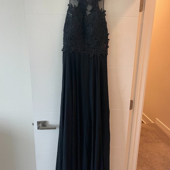 Italian made gorgeous long dress! - Picture 1 of 4